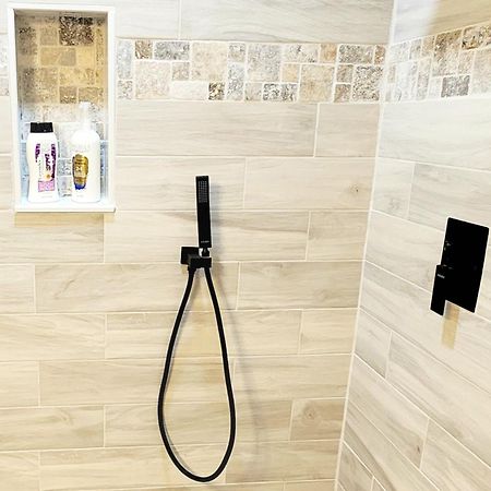 Modern Two Bedroom Home Лейкленд Екстер'єр фото