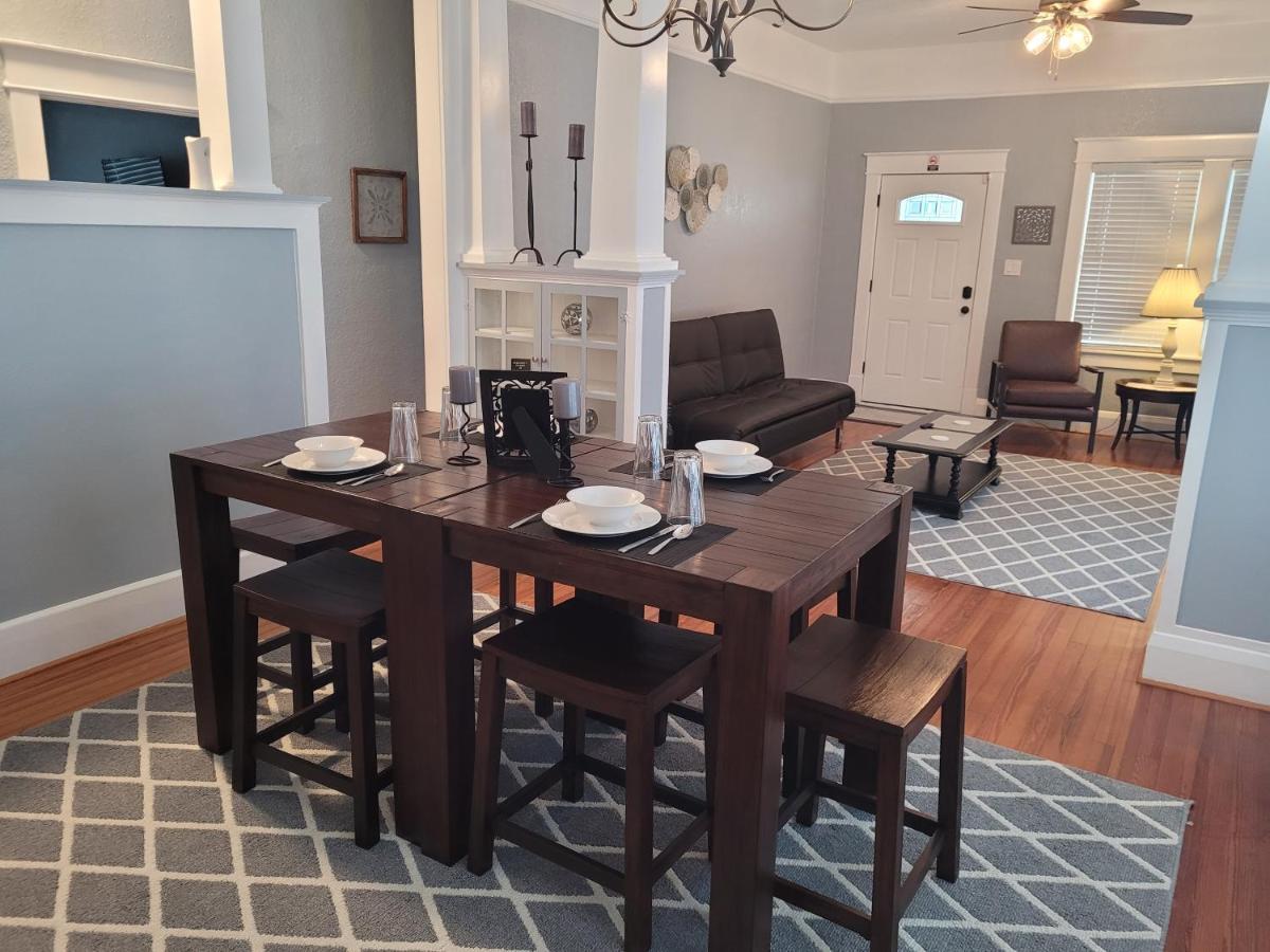 Modern Two Bedroom Home Лейкленд Екстер'єр фото
